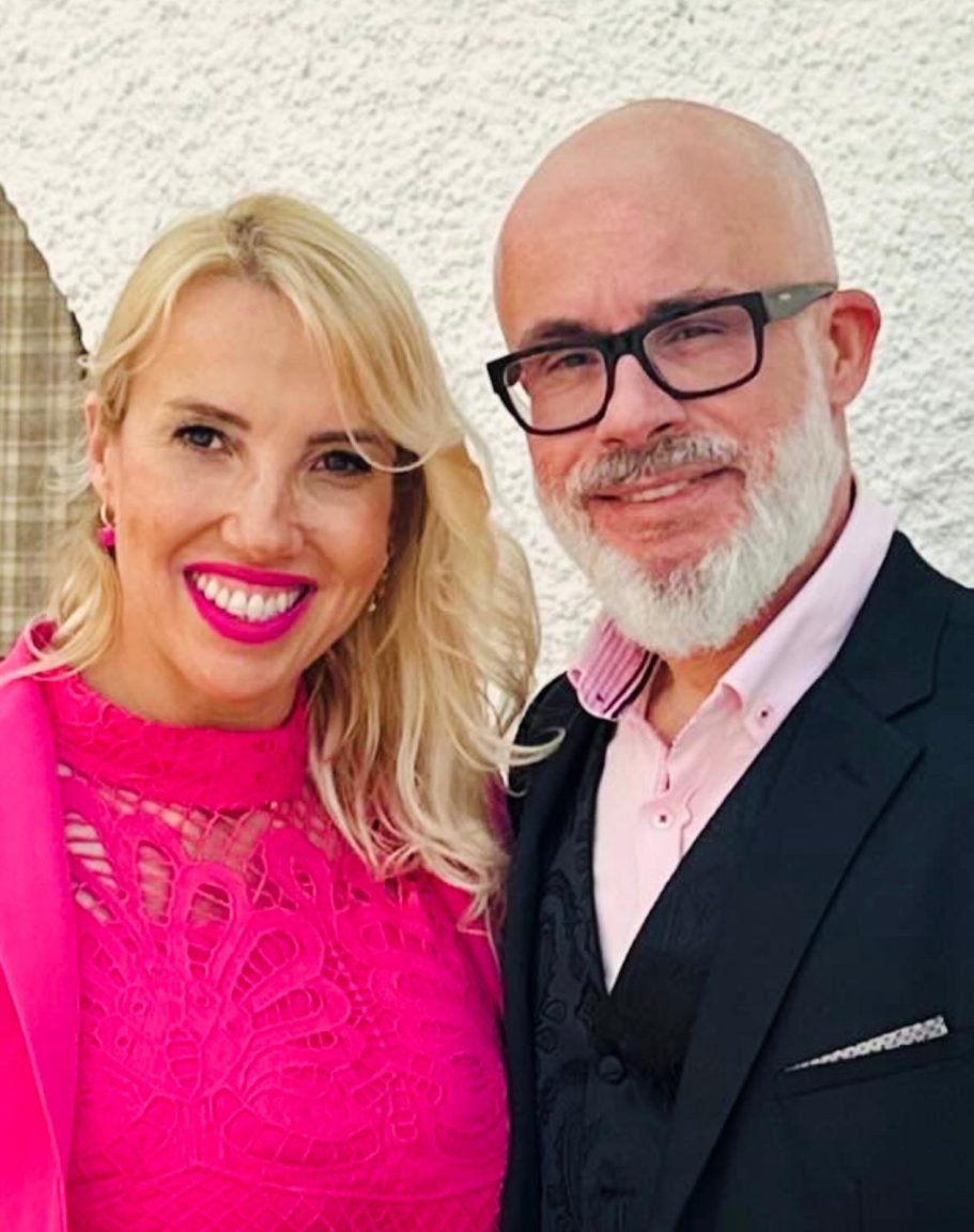 TU EQUIPO DE INOUT RENASCI Equipo de Inout Renasci
Terapia y medicina integral a tu disposición.
Bienestar emocional y físico.